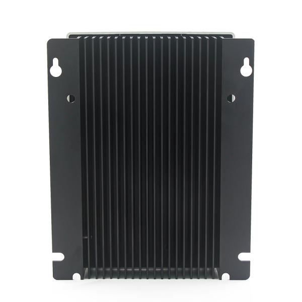 50A Smart DC DC Charger With 12/24Vdc Starter Battery Voltage 700W PV Input Power
