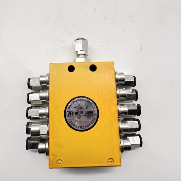 O distribuidor progressivo 8ASQ-0.1/0.15/0.2X2/D66D é adequado para lubrificar barris de bomba
