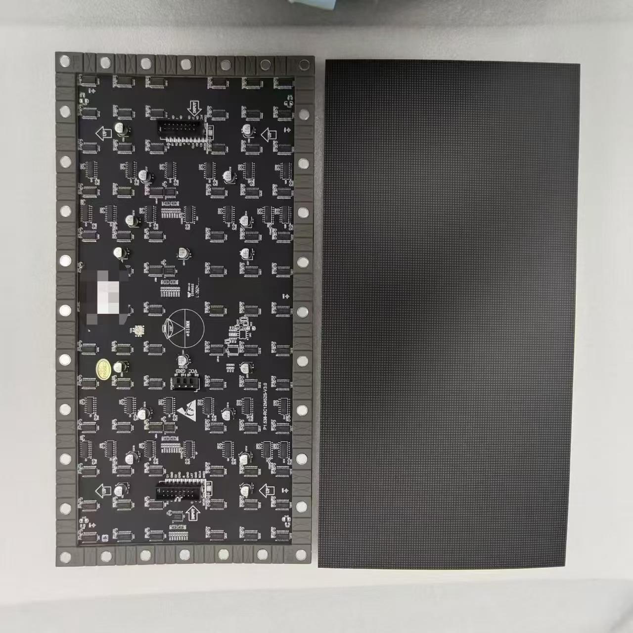 P1.8 P2.5 P2.9 P3.9 Airport LED Display Screen Energy Saving With Double Sided Display