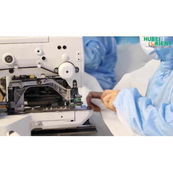 Chine en gros Bibs à usage médical jetables imperméables à l'eau Bibs dentaires en PE tissus