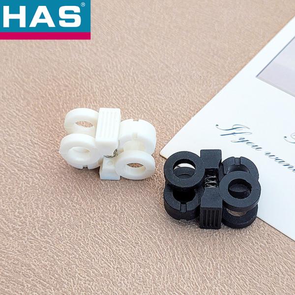 黒いプラスチック豚鼻コードロック 弾性ロープのための調整可能なストッパー