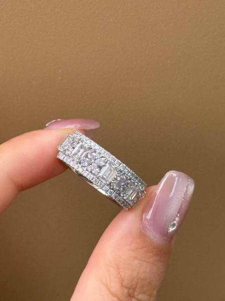 2.41ct DEF VS-VVS Lab Grown Diamond Platinum Ring US 8