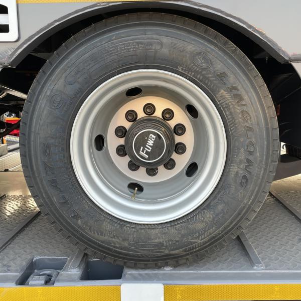 Semi-Trailer of European Style 4-Axle Pull-Out Low-Bed Trailer with 10ton Max Payload