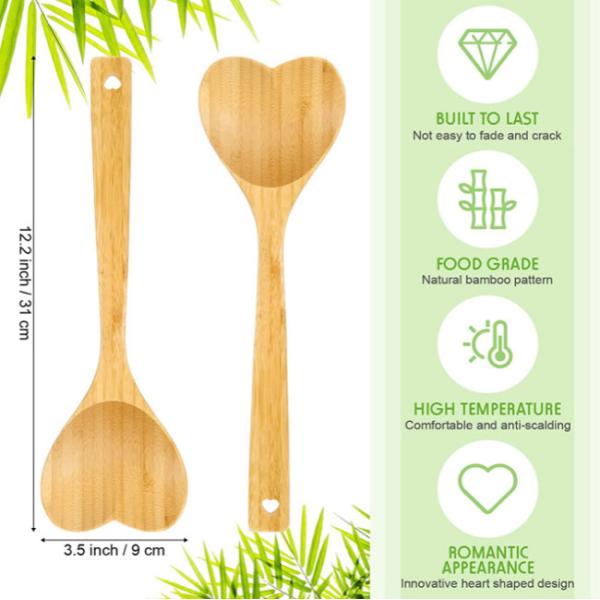Деревянное сердце сформировало бамбуковую ложку выгравированную для варить ложку любов
