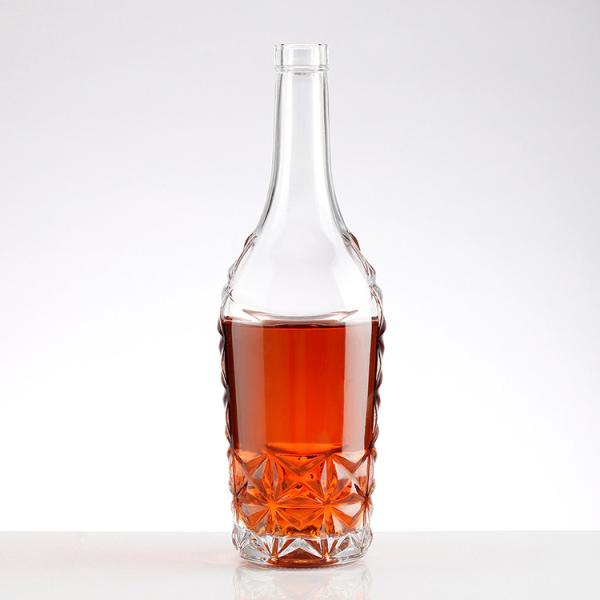 Collar Material Aluminum Plastic PP Clear Glass Bottle for Smirnoff Vodka 500ml 700ml 750ml