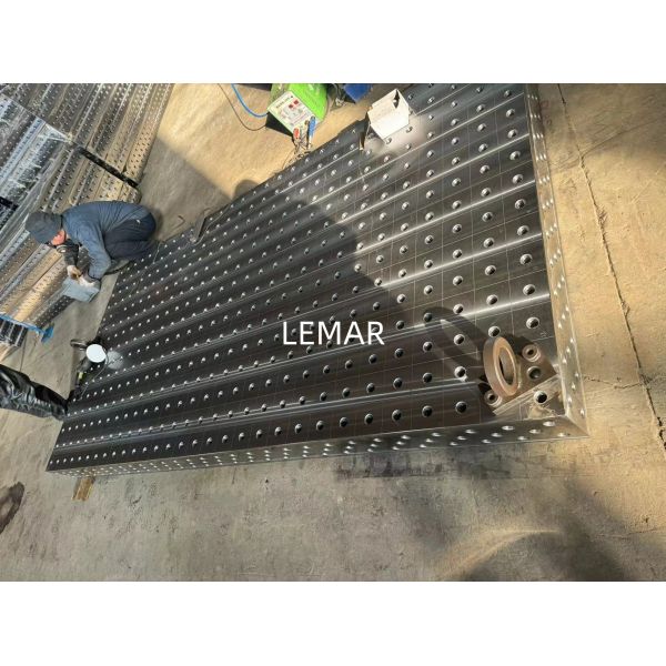 Professional-grade high-precision D16 3D multi-hole welding table