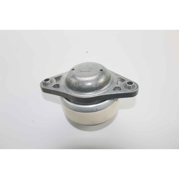 221 240 6517 Engine Mount Rubber Pad for Mercedes-Benz S-Class (W221) Vehicle
