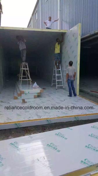 Frigorífico de sala fria com equipamento de refrigeração adequado