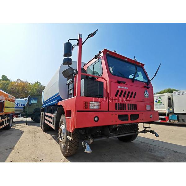 Sinotruk Howo Camión del tanque de agua 6x4 10 ruedas de China Camión del tanque de agua