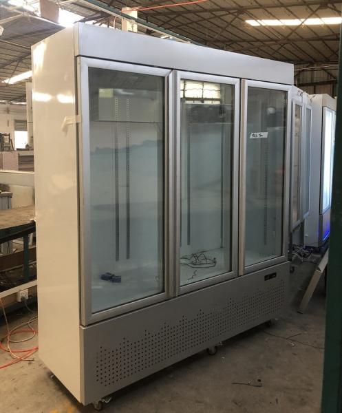 Led Lighting Commercial Beverage Refrigerator , 3 Door Display Cooler