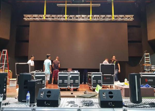 Thin Small Pixel Pitch 2.5mm Indoor Rental Led Display Full Color Die Cast Aluminum