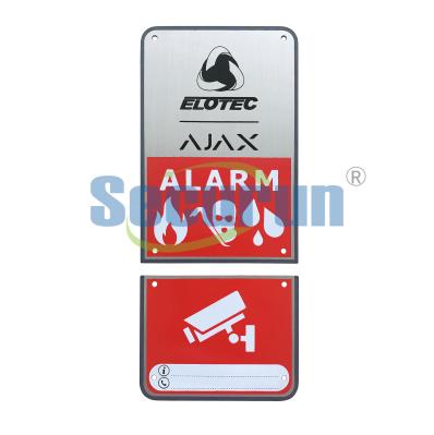 Signage photoluminescent en aluminium extérieur 10x12 fait sur commande