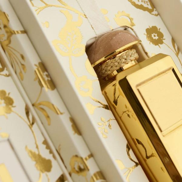 Floral Pattern multipurpose Perfume Set Box , Hinged Paper Box Luxury Gold Embossed