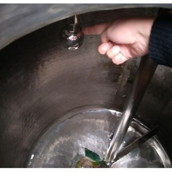 Stainless Steel Cooling Tank , Customized Milk Chilling Machine Vertical Type