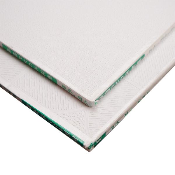 o PVC de 60cm laminou o fogo falso do teto - umidade resistente - prova para a decoração interior