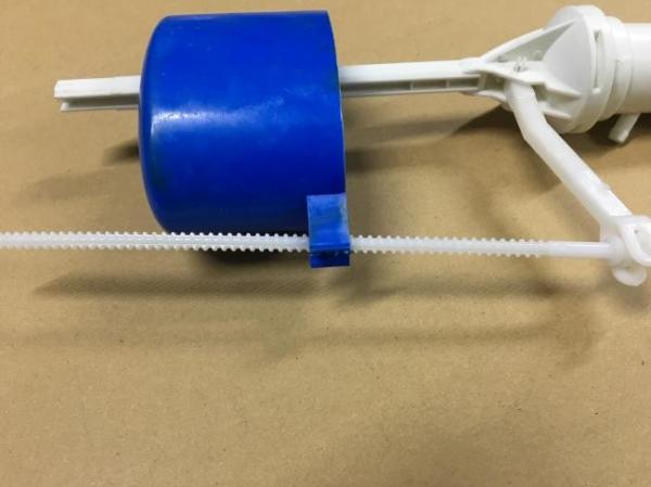 High Flow Blue Toilet Inlet Valve , Toilet Tank Fill Valve Non Pollution