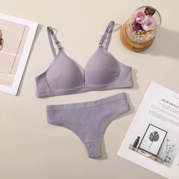 Wholesale 2024 Women Pure Cotton Thong Panties With Bra Set Hot Selling Women Bra With Panty Set Cotton