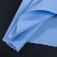 Tissu non tissé fondant: solide, polyvalent et performant