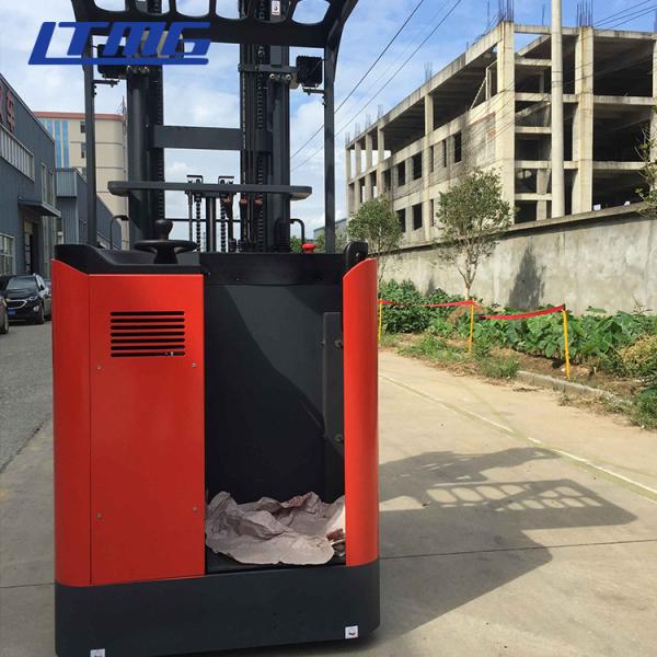 Narrow Aisle Articulated Electric Lift Truck 2 Ton  With 7m Lifting Height