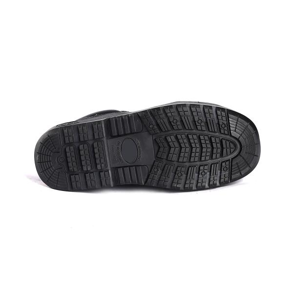 Black Disposable Shoe Covers--Safety Protective Goggle Essential for Workplaces at Risk of Foot Injury