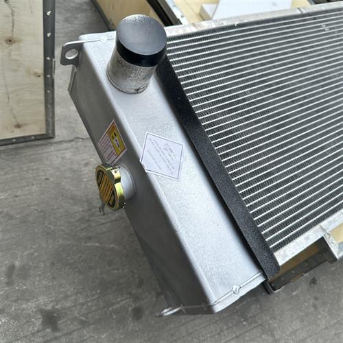 WA200-5 Wheel Loader Radiator 418-03-31113 Komatsu ODM/OEM