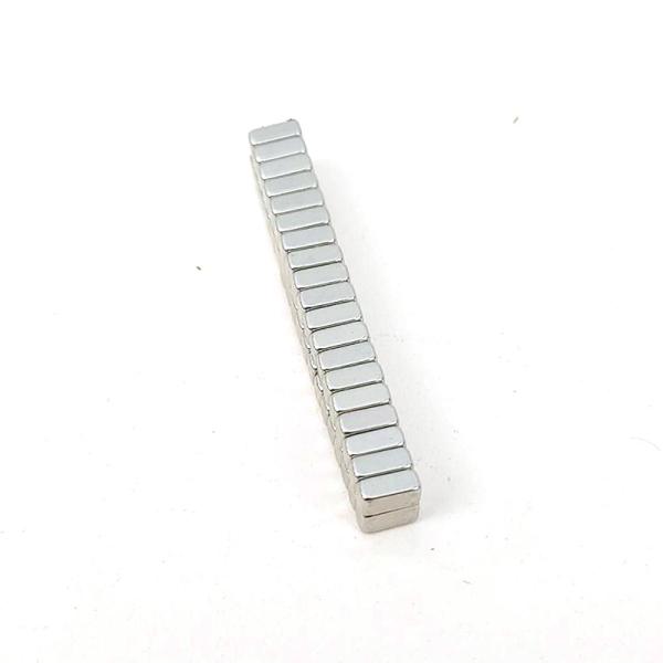 80 - 220 Centigrade NdFeB Magnets With Grand N35 - N52 Rare Earth Magnets Square