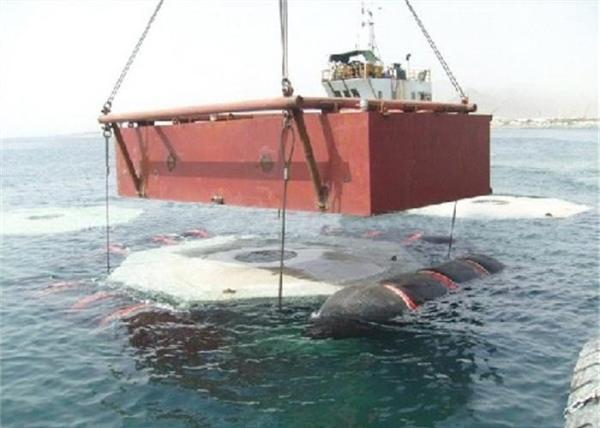 Natural Rubber Boat Lift Float Bags , Marine Buoyancy Bags For Vessel Salvage Heavy Moving