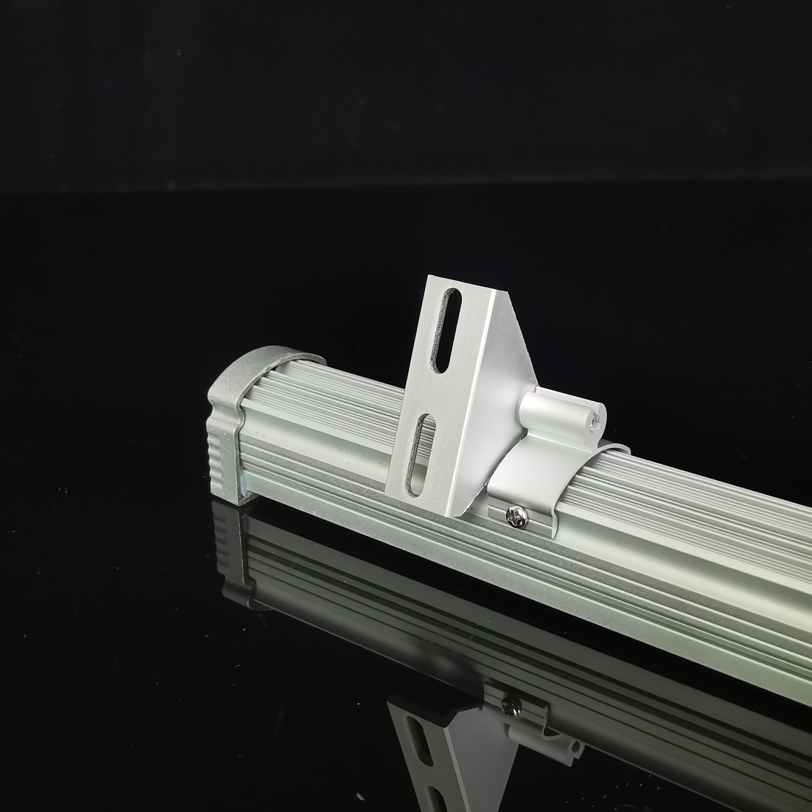 ONN-M9E Aluminum Alloy CNC Machine Work Light IP67 Explosion Proof LED Bar Light