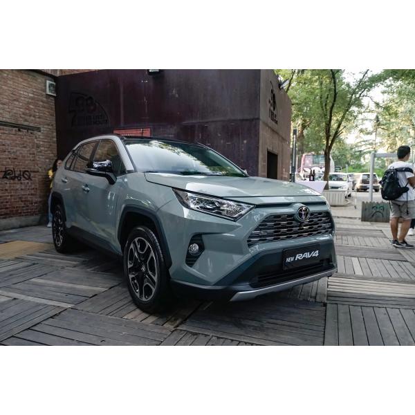 Used 2020 Japanese Rav-4 CVT 2.0L 2WD SUV, 34000 Mileages , No Accidents ,A Small Area of Repainting on the Right Fender