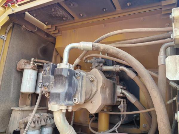 2021年 SANY SR235ローータリードリルリグ 359kw エンジンパワー