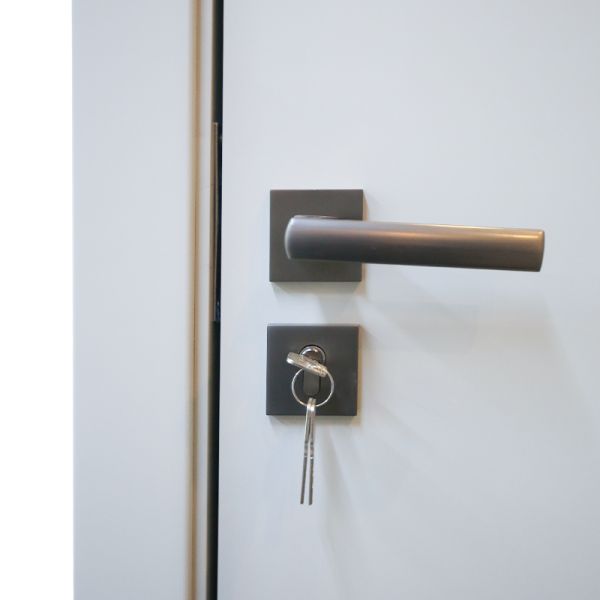 Prefinished Solid Wood Interior Doors Moisture Scratch Resistant For Bedroom