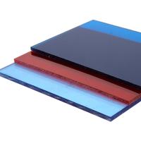 Produit de toiture transparent en feuille de polycarbonate