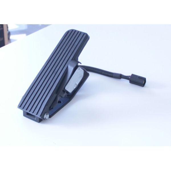 ±1% High Accuracy Electronic Accelerator Pedal Sensor with Voltage Output for Throttle Control Systems OEM