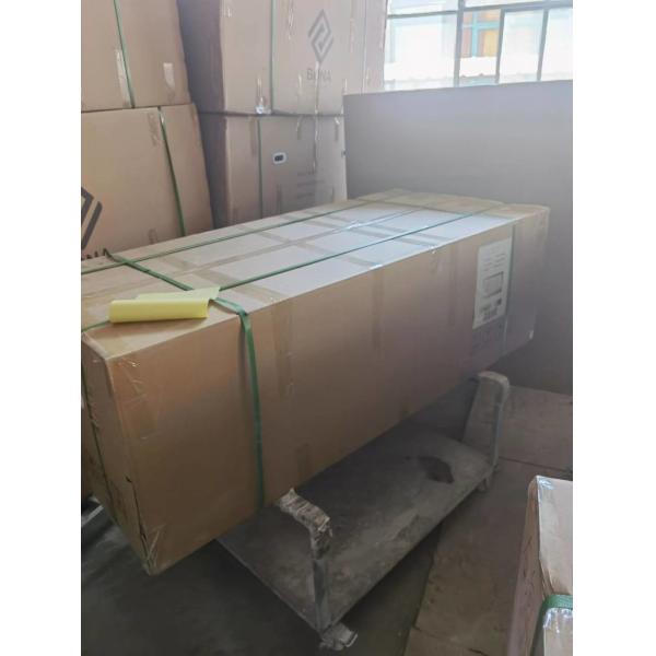 Structure Freestanding Tub Acrylic Massage Whirlpool Bathtub with Handles and Headrest