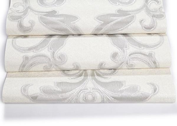 Ivory White Damask Pattern Victorian Wallpaper for Interior Decoration , Anti - static
