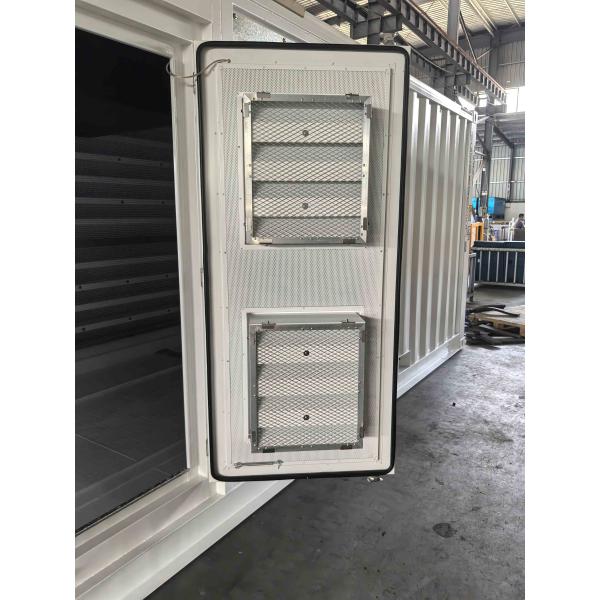 Un générateur diesel de 1500 kVA.