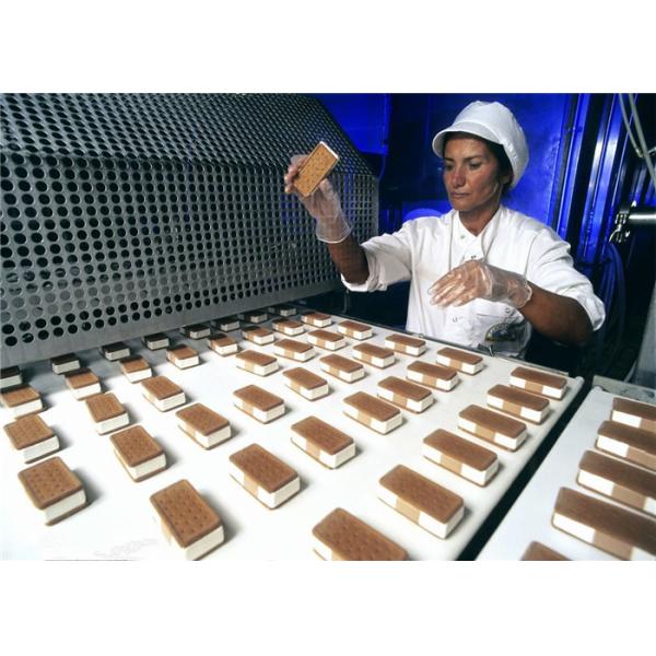 Semi Automatic Ice Cream Production Line Equipment With Aging Tank / Maturation Tank