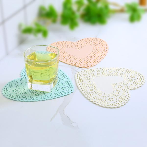 Heart Hollow Out PVC Heat Resistant Table Mats Plate Bowl Coaster
