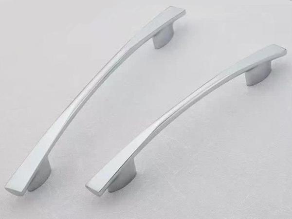 Simple Modern Kitchen Cabinet Handles And Knobs , Bedroom Closet Door Pulls/ Silver Cupboard Pulls