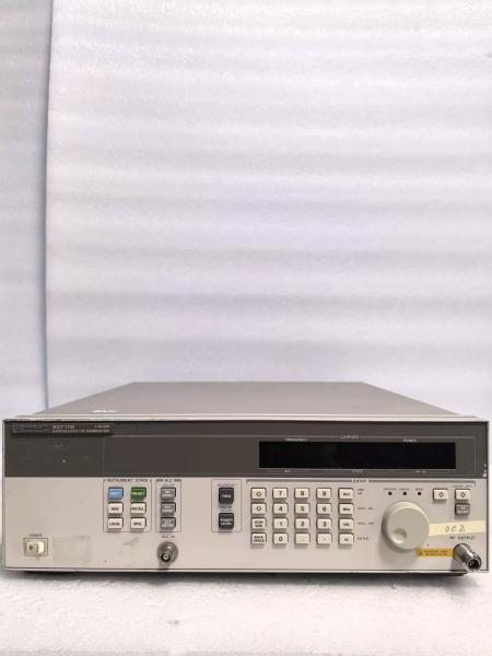 Synthesized Swept CW RF Signal Generator HP Agilent 83711B 2 GHz – 20 GHz