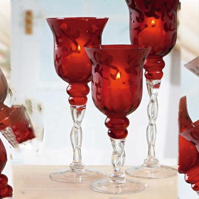 Os suportes de Tulip Shape Long Stem Candle com gravam o teste padrão