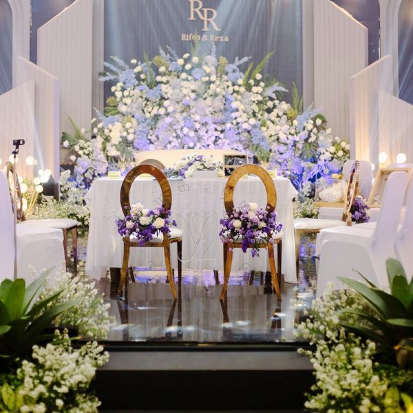 Modern Gold Chiavari Louis Chairs Hole Back Velvet Wedding Dining Living Room Outdoor Home Hotel Stylish Metal Restaurants