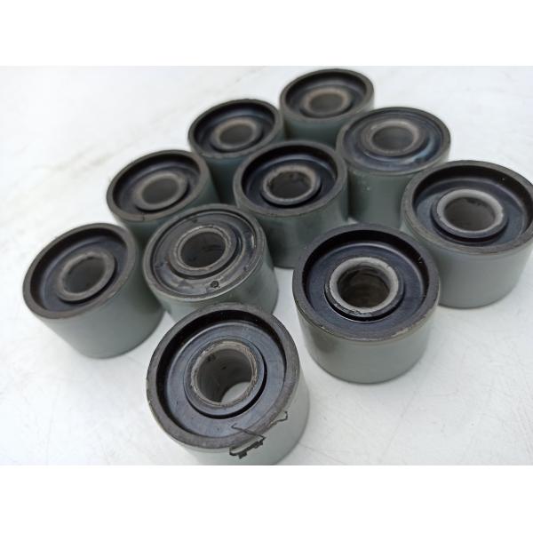 Подвеска гондолы разделяет переднее центральное резиновое Audi A8 4E0616039AF 4E0616040AF