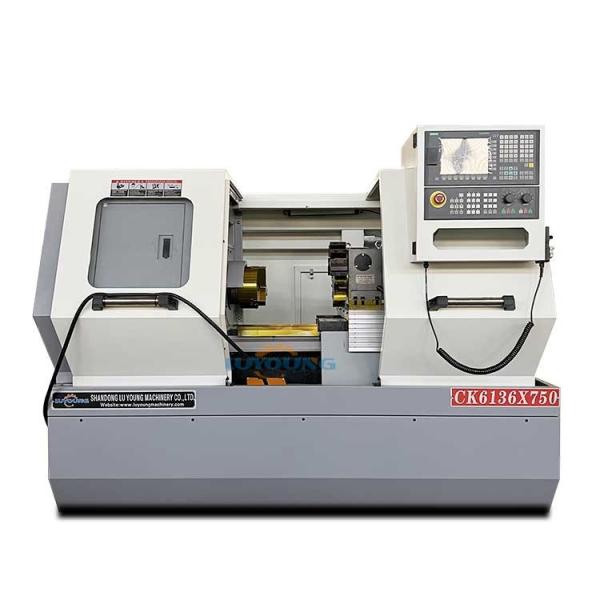 Middle duty 1000mm Cnc Turning Machine CK6136 CNC Lathe 8 Station Electric Turret