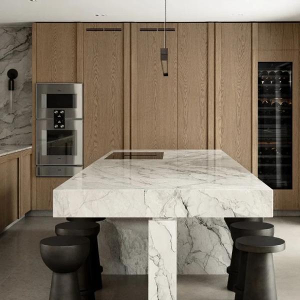 Villa de madera de roble blanco veneer cocina de mármol encimera marco línea panel de la puerta conjunto completo de gabinete de cocina