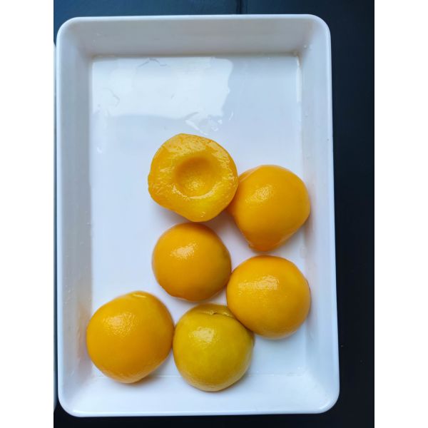 Brix 14-17 Percent Canned Yellow Fruit Fresh Peaches Suitable for Restaurants Cafeterias and Food Processing Businesses