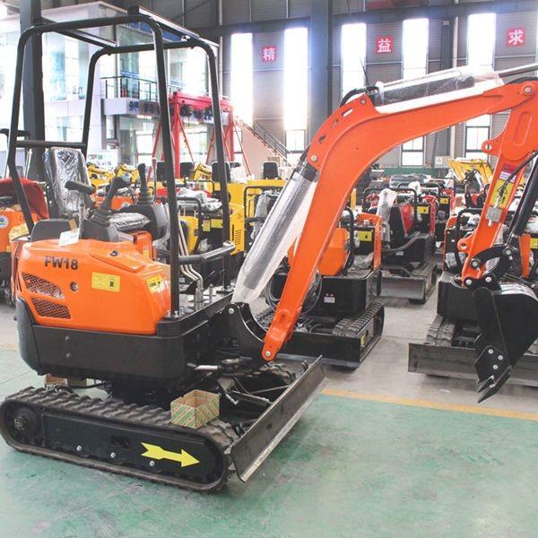 OEM ODM 0.8T Crawler Mini Digger Excavator With KOOP Diesel Engine