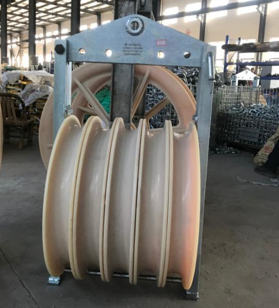 A transmissão do grande diâmetro que amarra blocos cabografa puxar o maestro Stringing Blocks