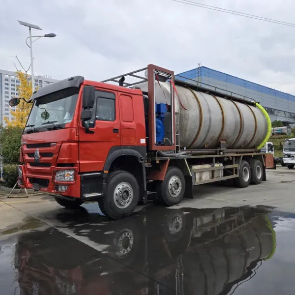 Dongfeng 12 Cubic Meter Sewage Vacuum Truck Price