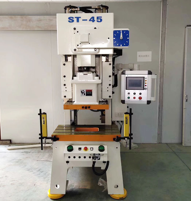 High Accuracy Pneumatic Stamping Machine 45ton for Metal Sheet Production